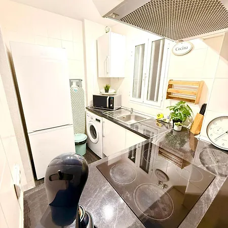 Mediterranean Hideaway * بينالماذينا