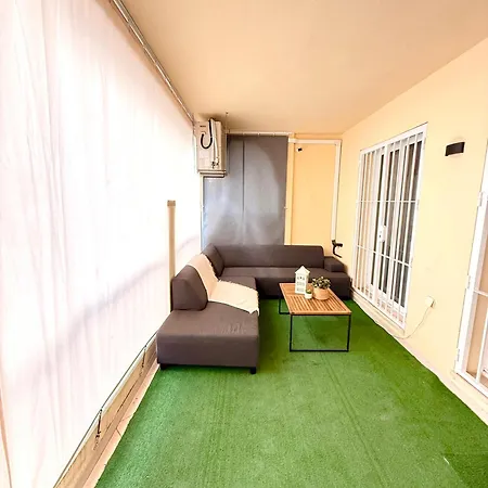 Mediterranean Hideaway شقة بينالماذينا